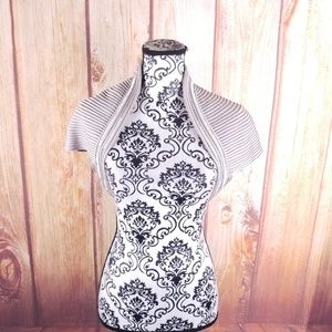 Daymor Couture Short Sleeve Shrug B44